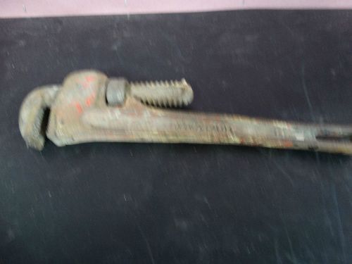 GREAT NECK HEAVY DUTY SUPERIOR QUALITY #14 PIPE WRENCH - DIRTY BUT A GOOD WORKER