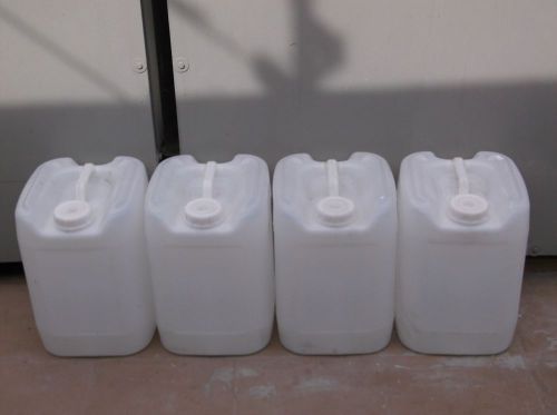 Lot of 4 Industrial plastic container 5 gallons