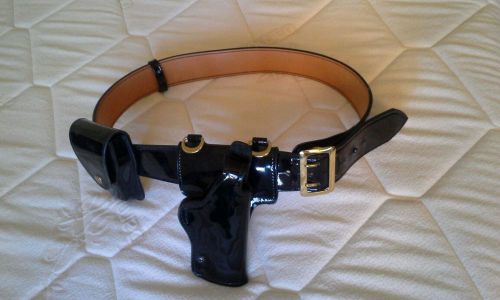 Don Hume hi gloss police belt with holster