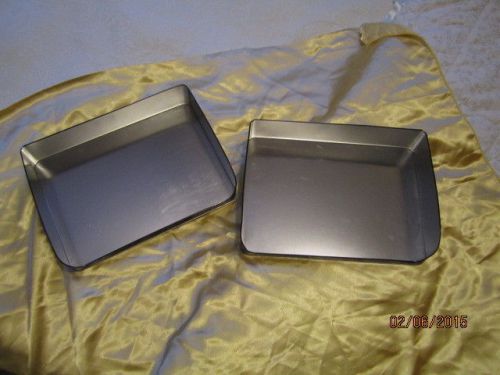 SET OF 2 METAL DESK TRAYS=BLACK.SILVER, STACKABLE OR STAND ALONE!  GREAT COND!!