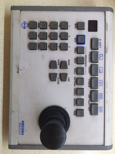 PELCO KBD300 VIDEO CAMERA CONTROLLER AS IS UNTESTED T8-C5