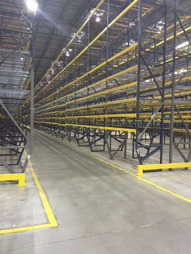 Unarco t-bolt pallet rack 20 sections (22 upright frames, 200 beams) for sale
