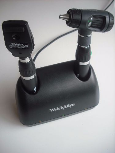 Welch Allyn 7114x Otoscope Ophthalmoscope with Heads + Charger