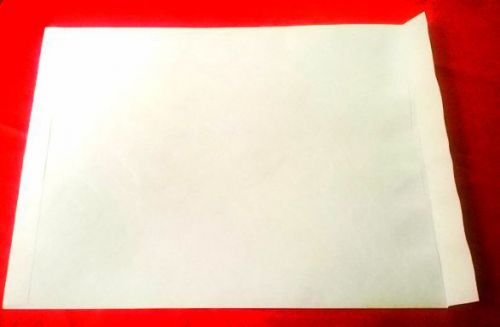 25 White Tyvek Mailer Envelopes - 9 x12 - 14#  - Peel and Seal - Free Shipping