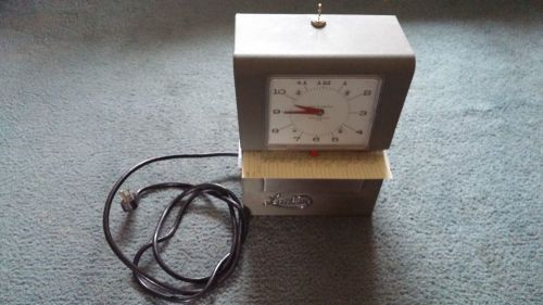 Vintage lathem 4071 heavy duty mechanical time clock - just serviced w/ key nice for sale