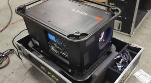 BARCO HDX-W20 FLEX 20K Lumen WUXGA DLP Projector Bundle with Lens &amp; Road Case