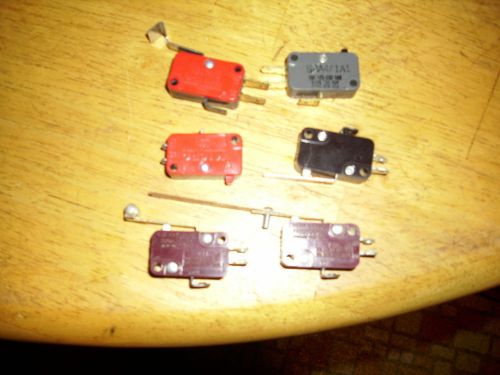 lot of six  micro switchs