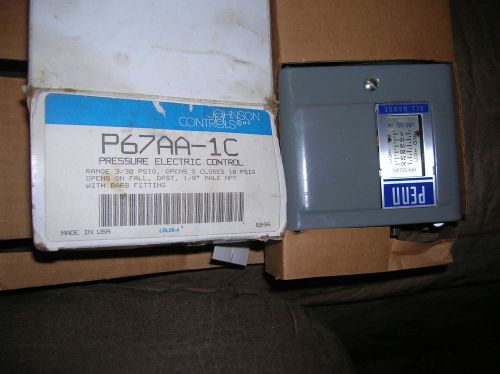 Johnson controls p67aa-1c pressure electric control new 3-30 psig 1/8&#034; male npt for sale