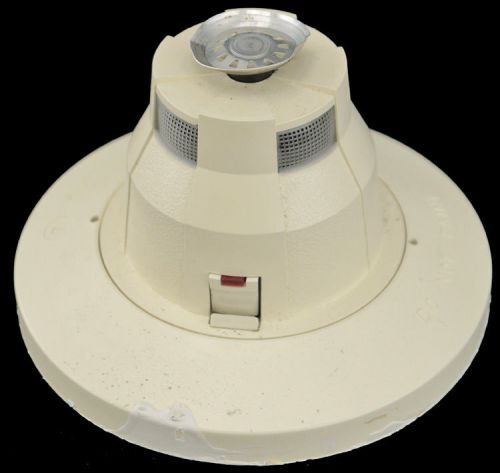 Detection systems ds200hd photo/thermal smoke alarm detector w/mb200-2w base for sale