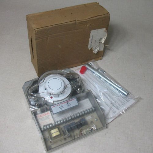 Ap &amp; c air products &amp; controls duct smoke detector rwj/n for sale