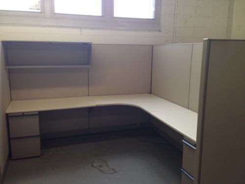 ***8ft x 8ft CUBICLE/PARTITION by KNOLL MORISON***