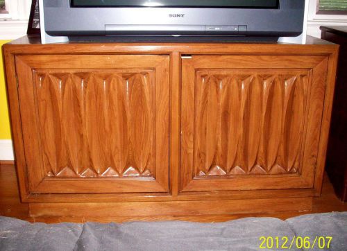 Wooden cabinet, cherry, mahoghany or maple, substantial, local pickup bethesdamd for sale