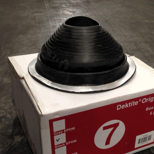 No 7 black epdm pipe flashing boot by dektite for metal roofing for sale