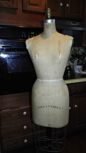 Vintage Wolf Dress Form 1983 Size 8 GREAT DEAL!! == 1932 Ford Fund