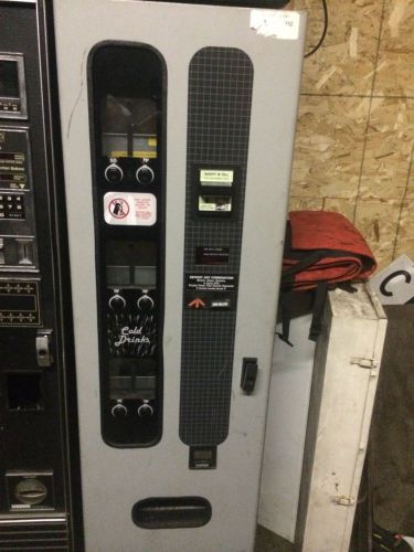FSI 3061 Soda Vending Machine
