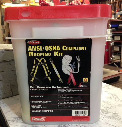 ANSI/OSHA Compliant 5 Point Safety Harness Roofing Kit in a Plastic Bucket