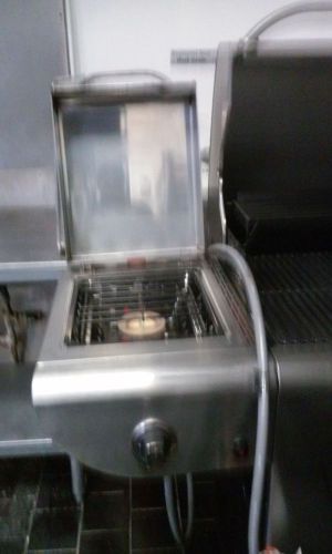 commercial grill---gas,char-broil,llc