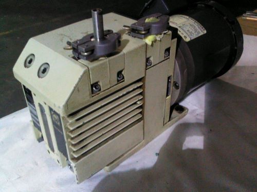 Leybold vacuum pump D4B