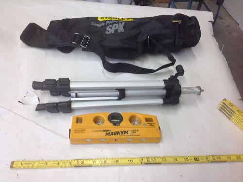 Cst/berger magnum torpedo laser level with case &amp; tripod. used tool for sale