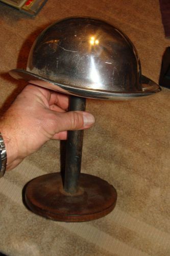 OLD VINTAGE RETRO CAST ALUMINUM METAL BOWLER HAT STAND ON WOOD BASE  HEAVY STORE