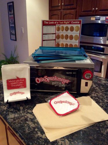 Otis Spunkmeyer OS-1 Commercial Convection Cookie Oven 3 Trays And Liners Inc!