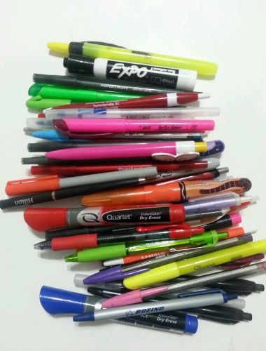 Lot of Pens Dry Erase Markers Colored Markers Highlighters Bag Of 45