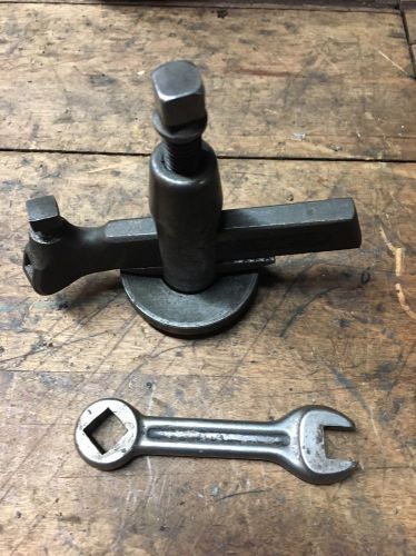 SOUTH BEND LATHE 10&#034; HEAVY TEN BELL TOOL HOLDER AND LATHE WRENCH