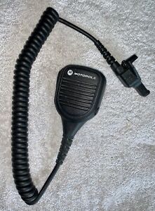OEM Motorola PMMN4045A Noise-Cancelling XTS5000 2500 Remote Speaker Mic w/ 3.5mm