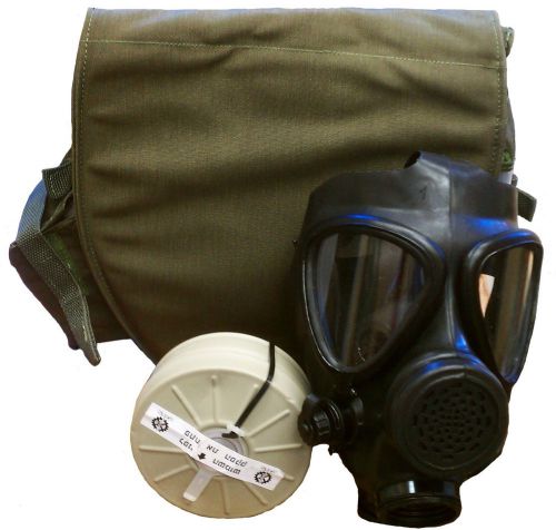 Israeli m-15 gas mask with carry bag for sale