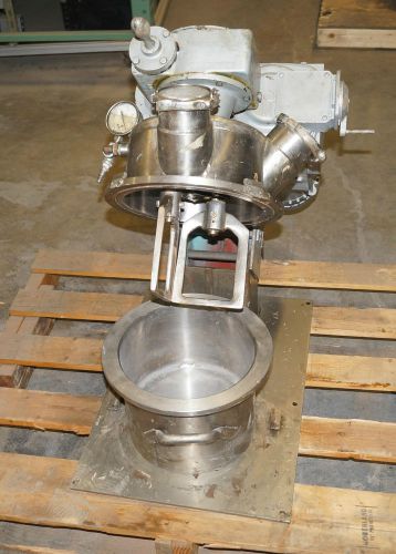 TWO PADDLE VACUUM MIXER WITH 2 SIGHT GLASSES AND STAINLESS STEEL TANK
