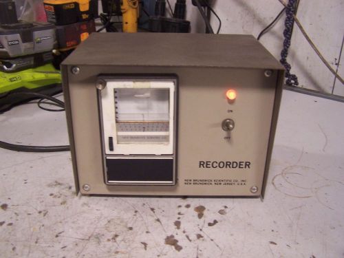 NEW BRUNSWICK M1055-7701 SCIENTIFIC RECORDER 115 VAC 1 PHASE .5 AMPS