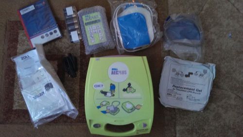 Zoll aed plus trainer for training cpr/basic life support new nib ems emergency for sale