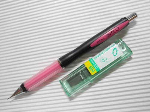 NEW Zebra MA61 0.5mm Mechanical pencil free pencil leads PINK
