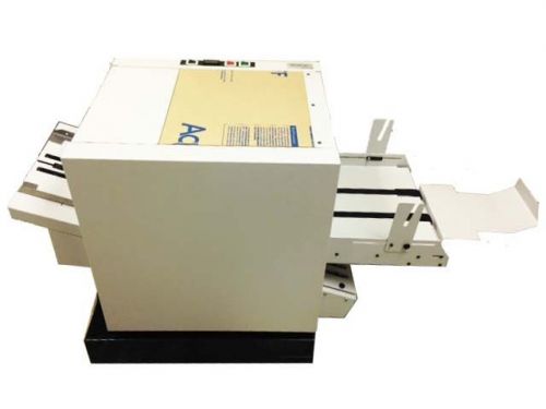 MBM  BOOKLET MAKER WITH WIRE STITCH