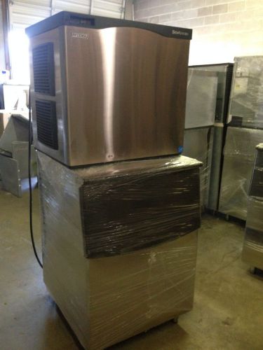 1 year used scotsman c0830sa air cooled ice cuber small cube 905 lbs/day &amp; bin for sale