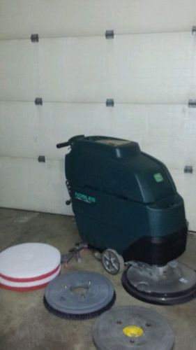 Tennant/Nobles SpeedScrub SS20 Floor Scrubber.(63.00 Hour&#039;s). Traction Drive