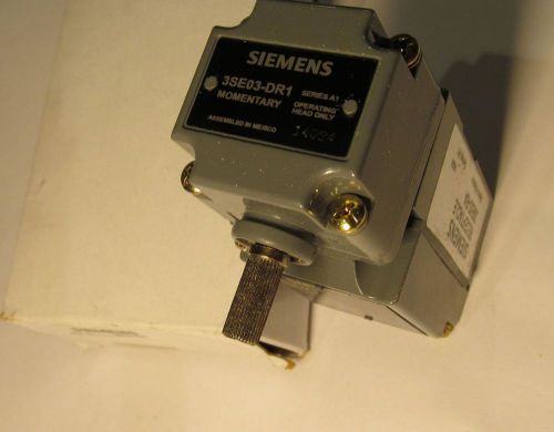 SIEMENS 3SE03-AR1/DR1/RA/SA SERIES A2 SIDE ROTARY LIMIT SWITCH W/ ROLLER LEVER