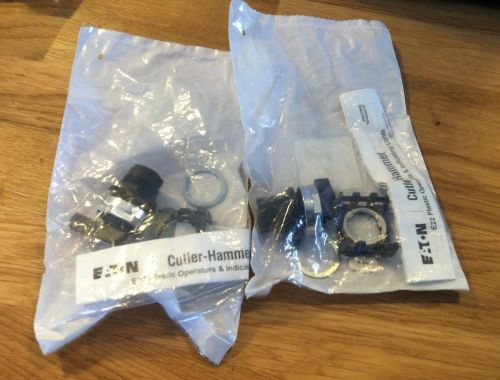 LOT OF (2) EATON CUTLER-HAMMER E22VH1 3 POSITION LEVER SELECTOR SWITCHES