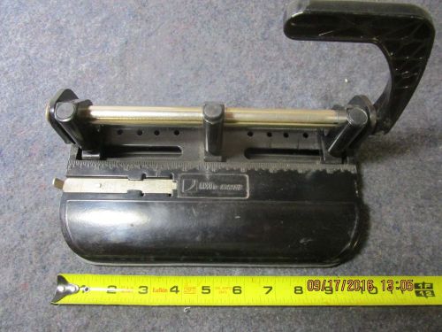 VINTAGE INDUSTRIAL ACCO MODEL 350 HEAVY DUTY 3 HOLE BLACK PAPER PUNCH