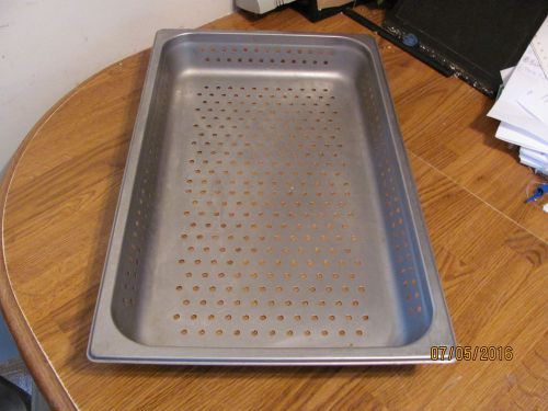 1  COMMERCIAL STAINLESS STEAM TABLE PERFORATED FULL SIZE PAN X 2 1/2  &#034;D-USED