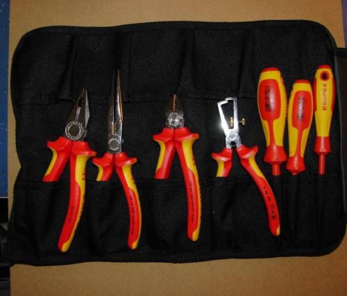 The eight-piece set of tools KNIPEX