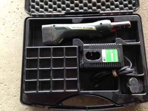 Greenlee Gator ETS8 Battery-Powered Hydraulic Wire Cable Tray Cutter Burndy