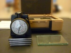 Stretch Devices Inc. Newman St Meter 1E w/ Case