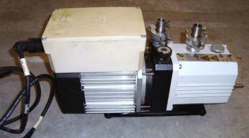 Leybold Trivac Vacuum Pump Type D2.5F