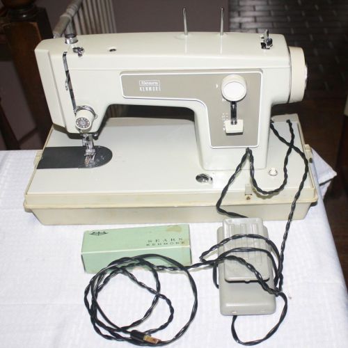 Kenmore Model 5186 Portable Electric Sewing Machine with Foot Pedal + Case