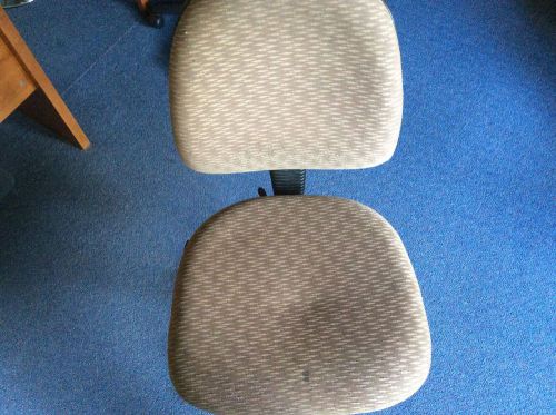 Commercial Grade Office Swivel Chair. Very Solid Construction. VGC