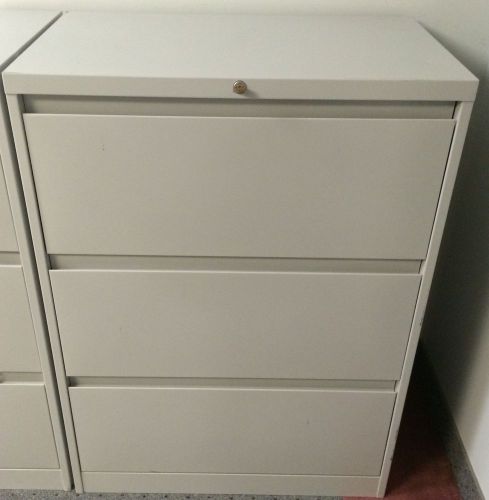 Metal 3 Drawer Lateral File Cabinet