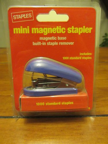Staples Mini Magnet Stapler Purple