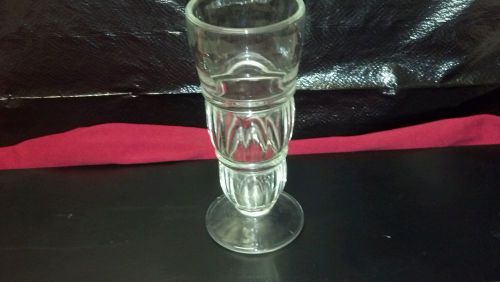 Lot of 4 soda glasses