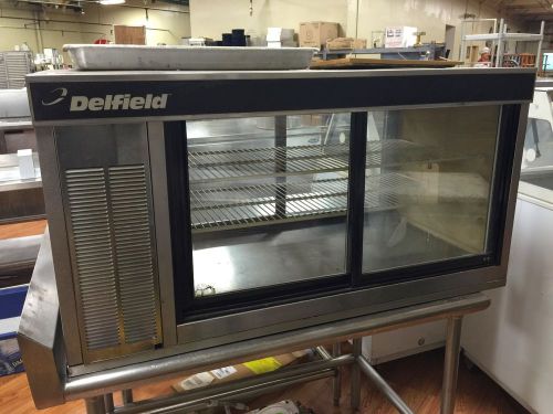 Delfield Refrigerated Countertop Pie Case